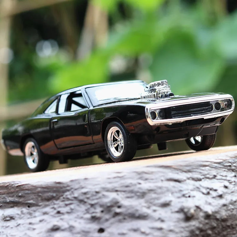 1/32 Scale Dodge Charger 1970 Die-cast Model Car