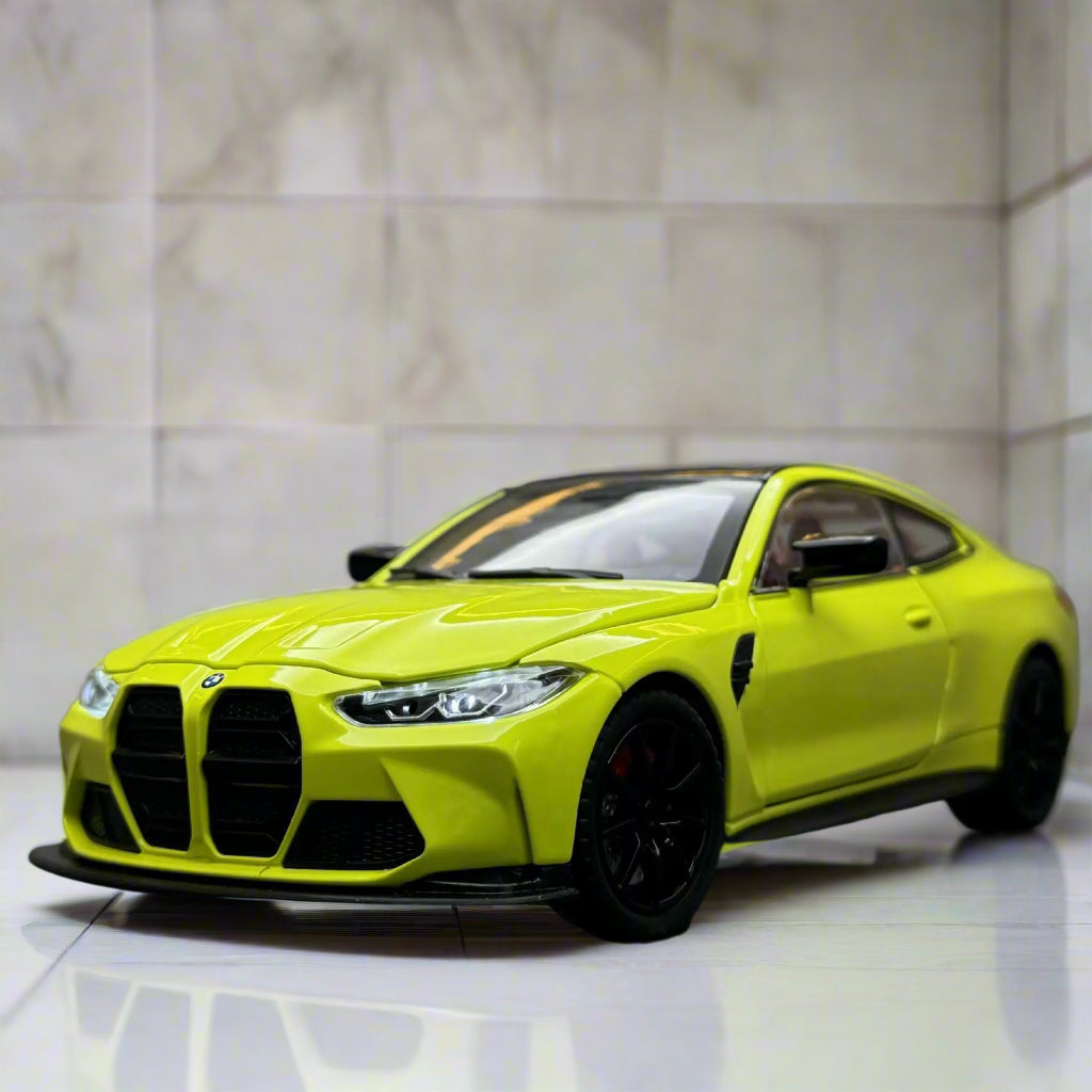 1:24 Scale BMW M4 Alloy Die-cast Model Car