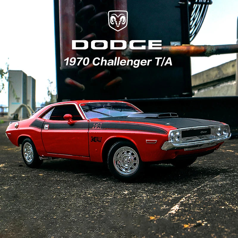 1/24 Scale Dodge Challenger T/A 1970 Alloy Die-cast Model Car