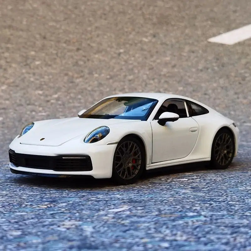 1:24 Scale Porsche 911 Carrera 4S Alloy Die-cast Model Car