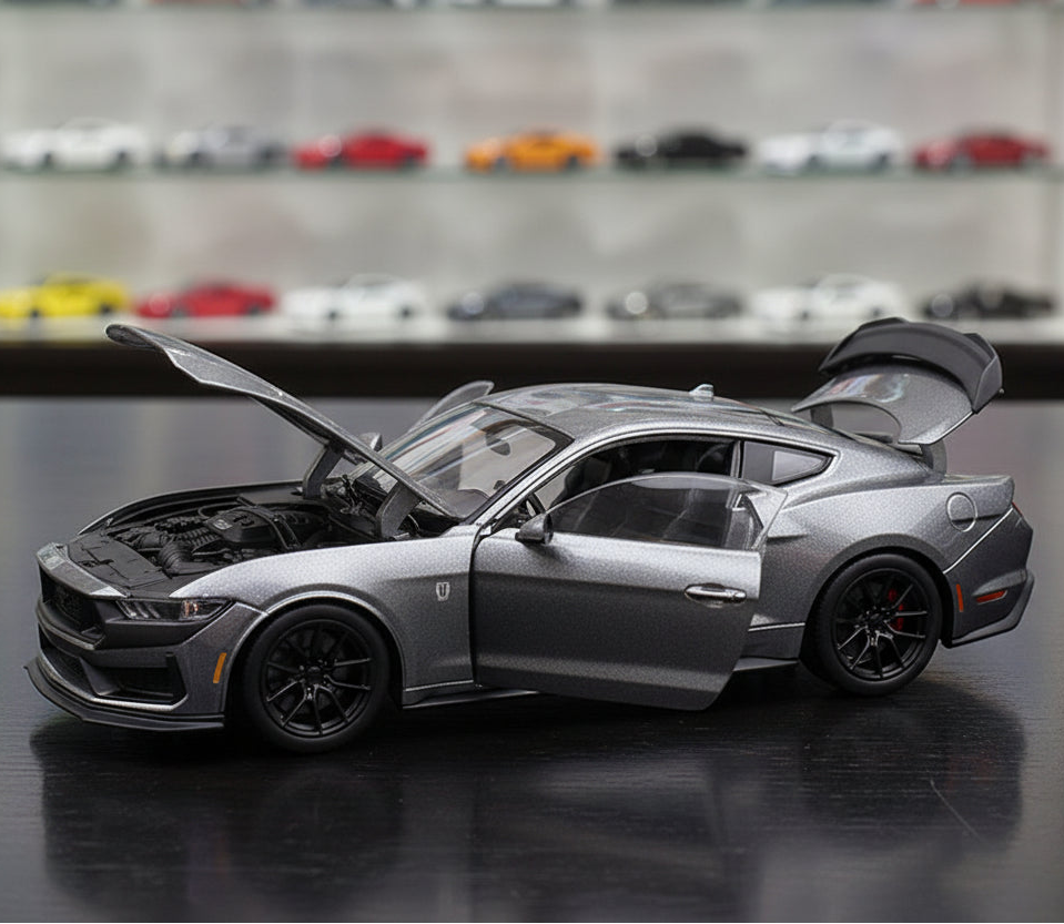 1:24 Scale Mustang Dark Horse