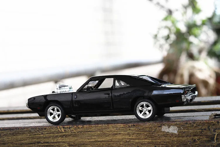1/32 Scale Dodge Charger 1970 Die-cast Model Car
